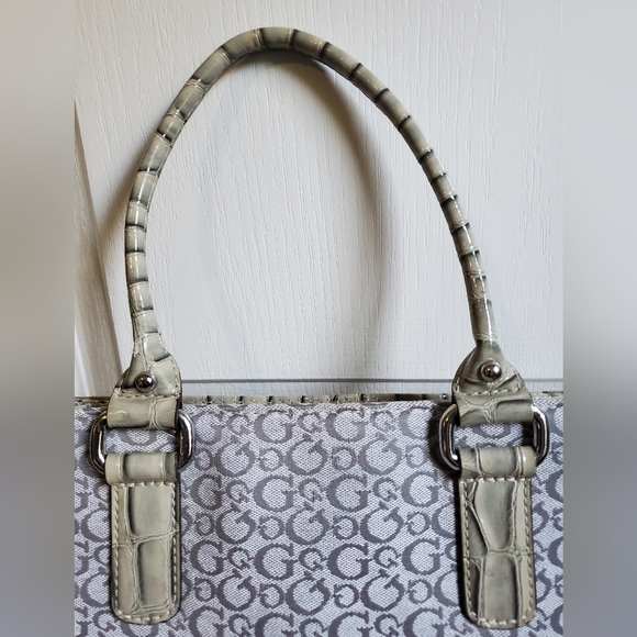 Vintage Guess Tansy Silver Rhinestone Signature Handbag - Picture 9 of 16
